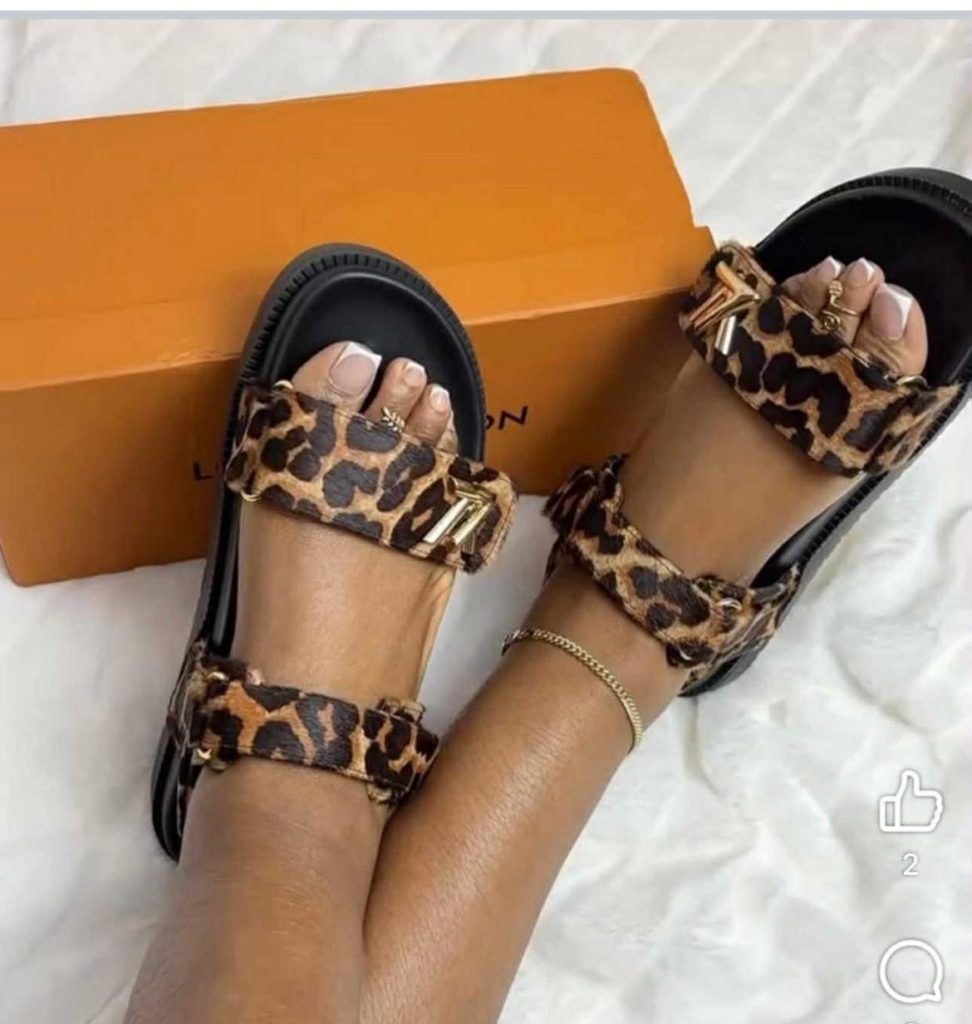 L- Leopard Sandals (DP1648)L- Leopard Sandals (DP1648)