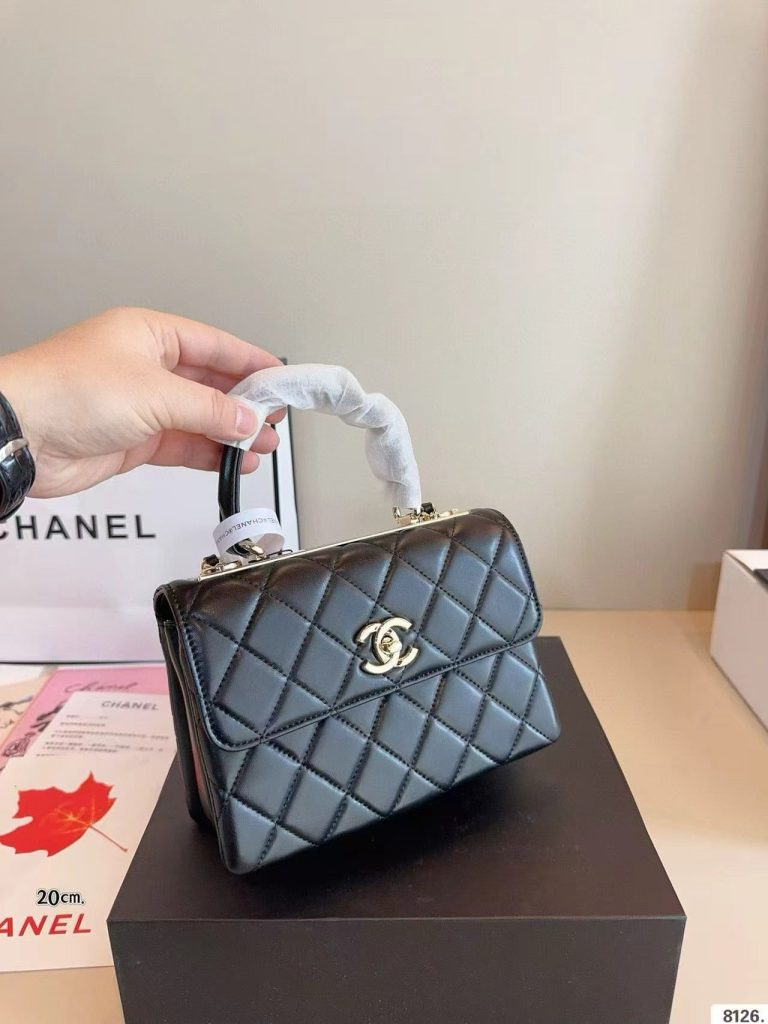 C- Crossbody Hand Purse (QC25915)C- Crossbody Hand Purse (QC25915)