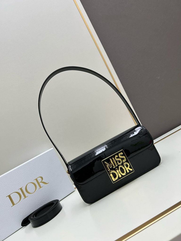 D-Lady Purse (QQ517)D-Lady Purse (QQ517)