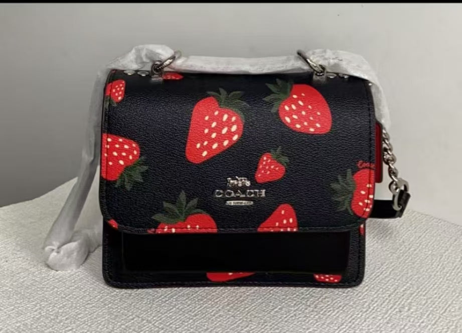 C-Strawberry Bag (OS183)C-Strawberry Bag (OS183)