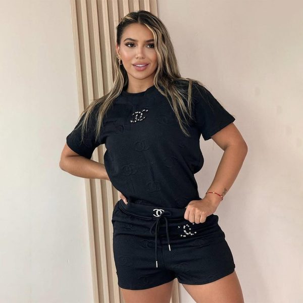 C-Embroidered Short-sleeved Shorts Set(Y71589)