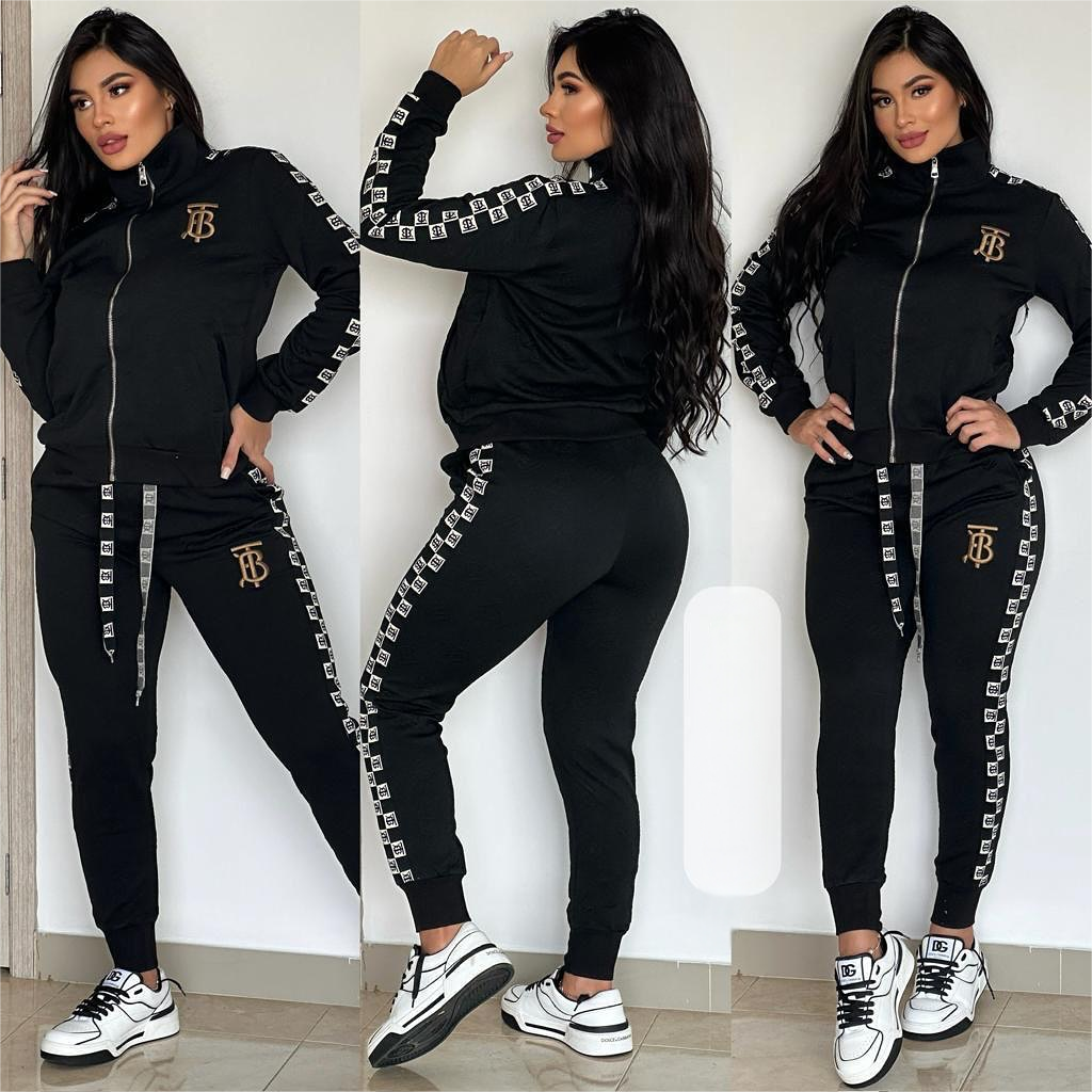 B-Embossed Sports Zip-up Suit(J5058)B-Embossed Sports Zip-up Suit(J5058)