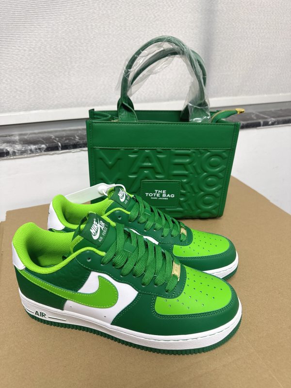 Green four leaf clover & Green bag set(N234)Green four leaf clover & Green bag set(N234)
