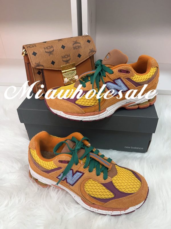 Orange Shoes & Bag Set (N105)Orange Shoes & Bag Set (N105)