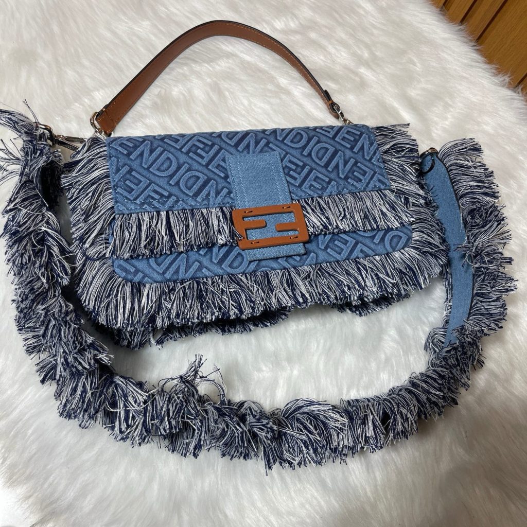 F- Crossbody Hand Purse (QQ0199)F- Crossbody Hand Purse (QQ0199)