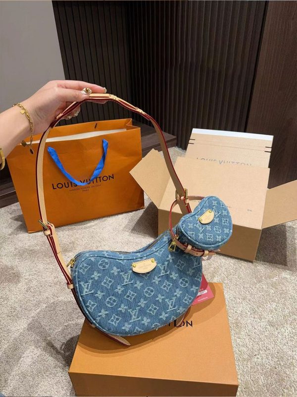 L- Pea Shaped Bag(L1343)L- Pea Shaped Bag(L1343)