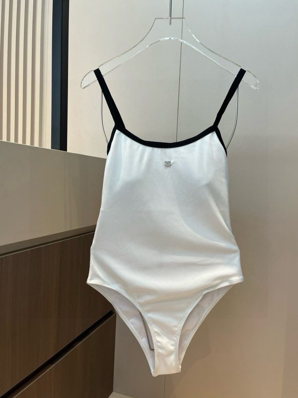 C-Swimsuit (P4060)C-Swimsuit (P4060)