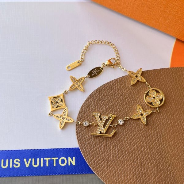 L-Bracelet (JSL114)L-Bracelet (JSL114)