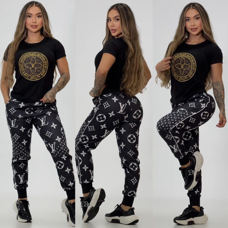 L-Roll-neck Top + Cuffed Trousers(J5127)L-Roll-neck Top + Cuffed Trousers(J5127)