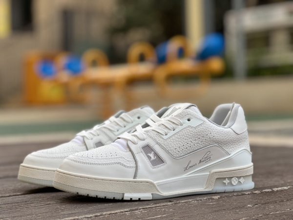 L- White Sneakers(N0954)L- White Sneakers(N0954)