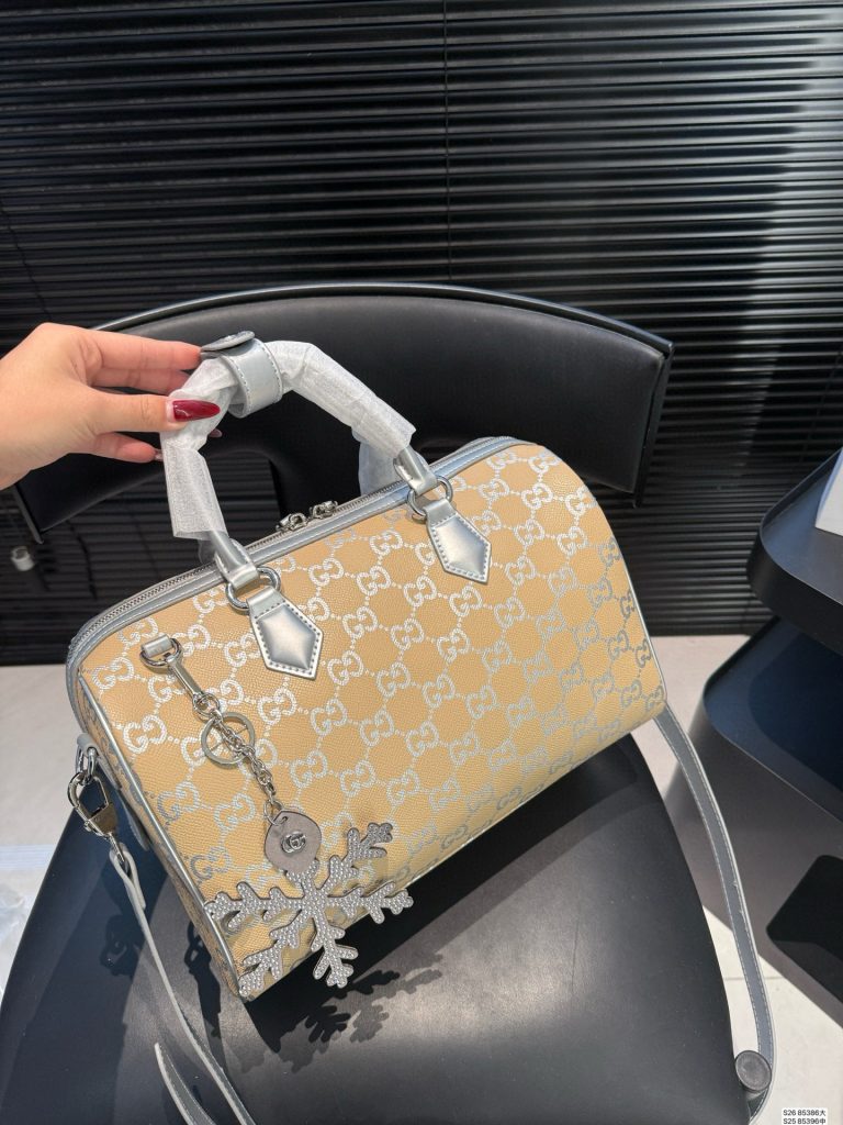 G- Pillow Bag (QC85396)G- Pillow Bag (QC85396)