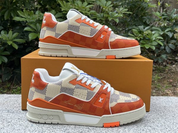 L- Orange Sneakers（DP2044）L- Orange Sneakers（DP2044）