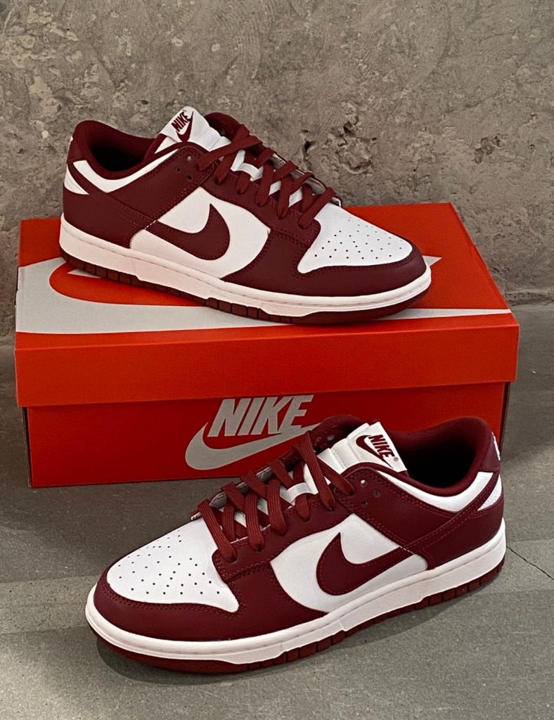 Fashion Dark Red Sneakers(139)Fashion Dark Red Sneakers(139)