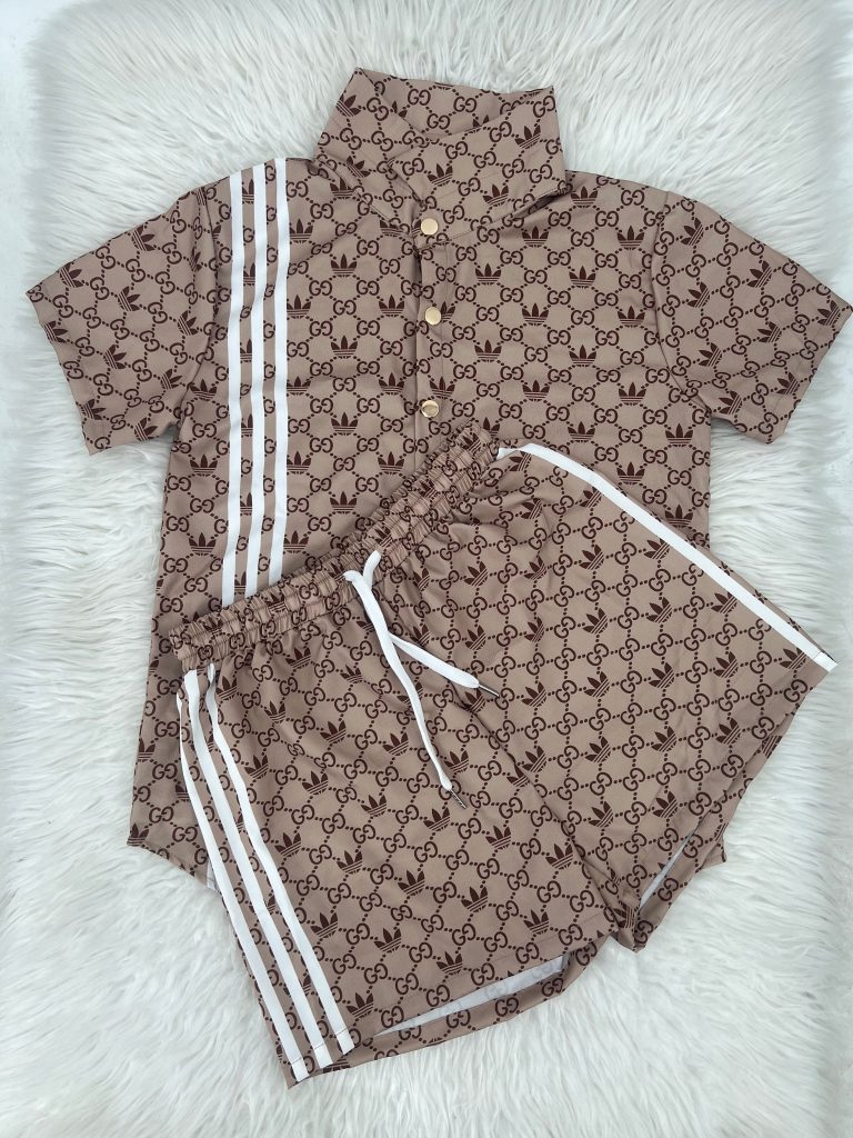 G-Shirt + Shorts Set（Y71600）G-Shirt + Shorts Set（Y71600）