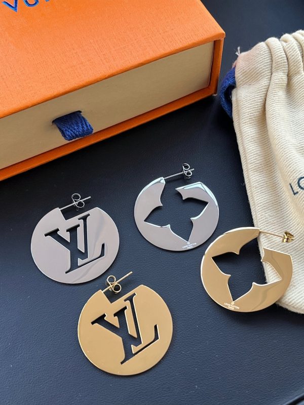 L-Round Shape Earrings(A937)L-Round Shape Earrings(A937)