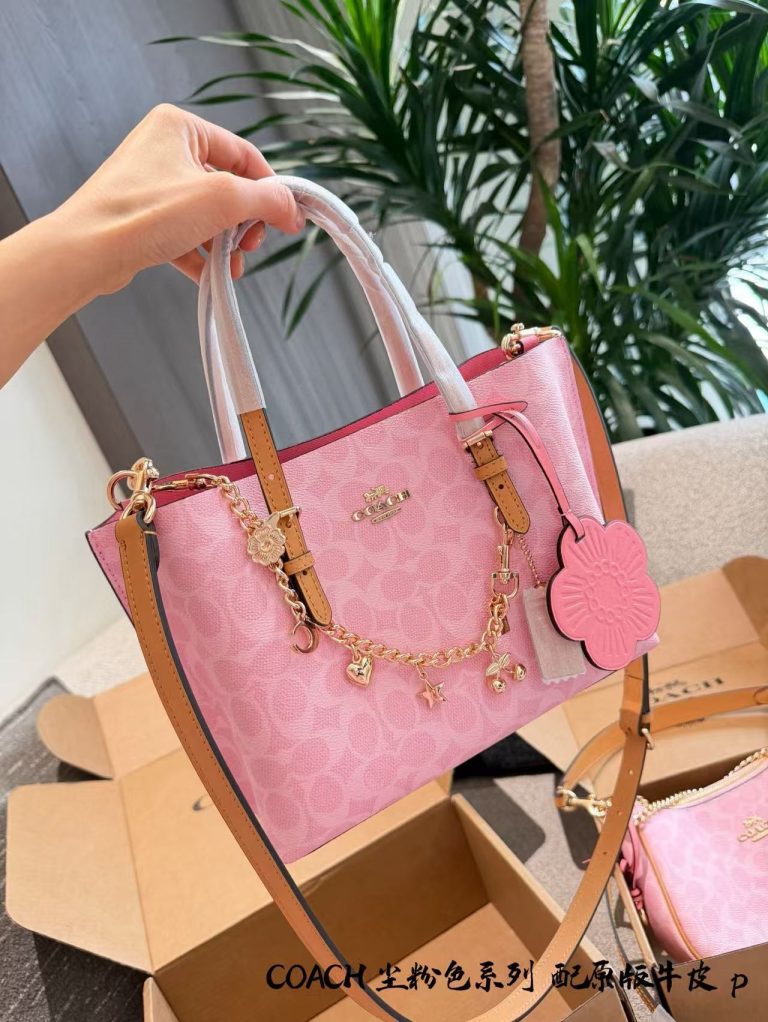 C-Crossbody Bag (QC15018)C-Crossbody Bag (QC15018)