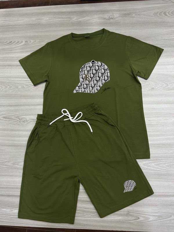 Men’s Casual Short Sleeves + Shorts(5365)Men’s Casual Short Sleeves + Shorts(5365)