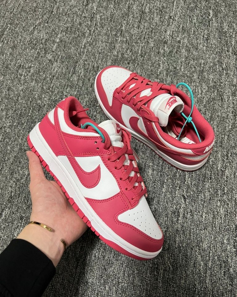 Fashion Pink Sneakers(139)Fashion Pink Sneakers(139)