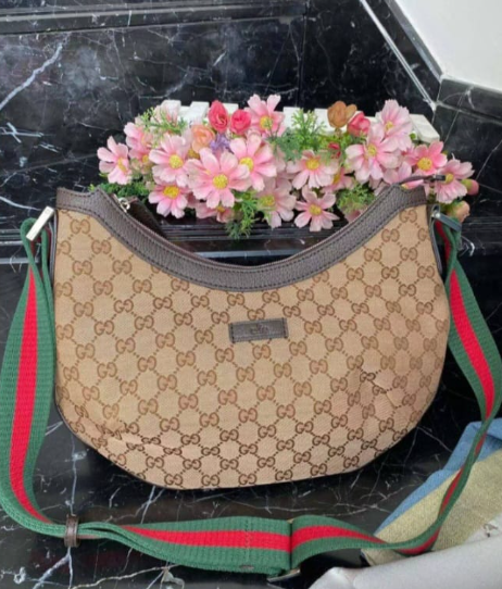 G-Crossbody bag（XY181092）G-Crossbody bag（XY181092）